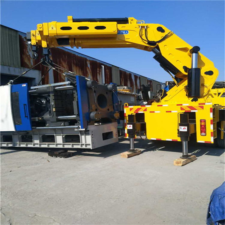 麻城 大吨位折臂吊出租费用解析：一小时租赁多少钱